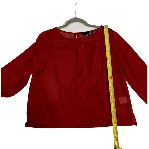 Laura Red Crossover Top - Picture 7 of 9